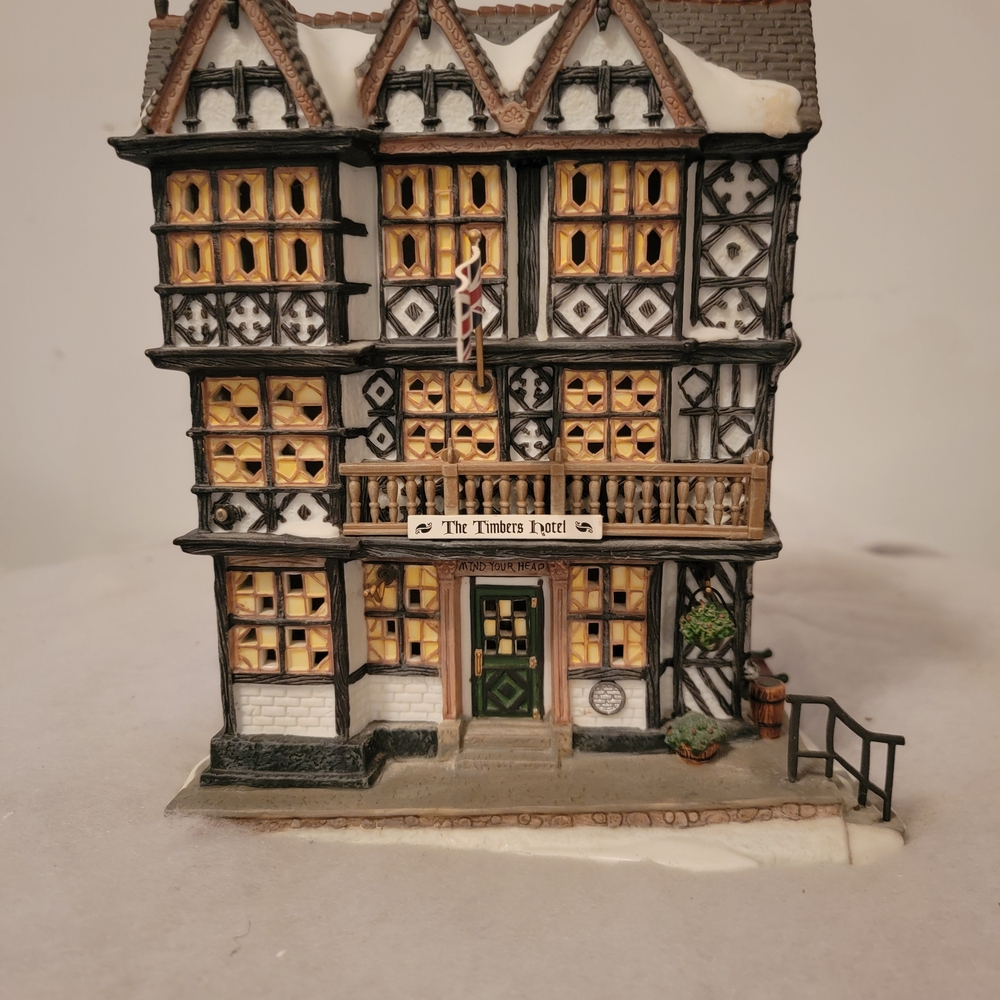 Dept 56 The Timbers Hotel